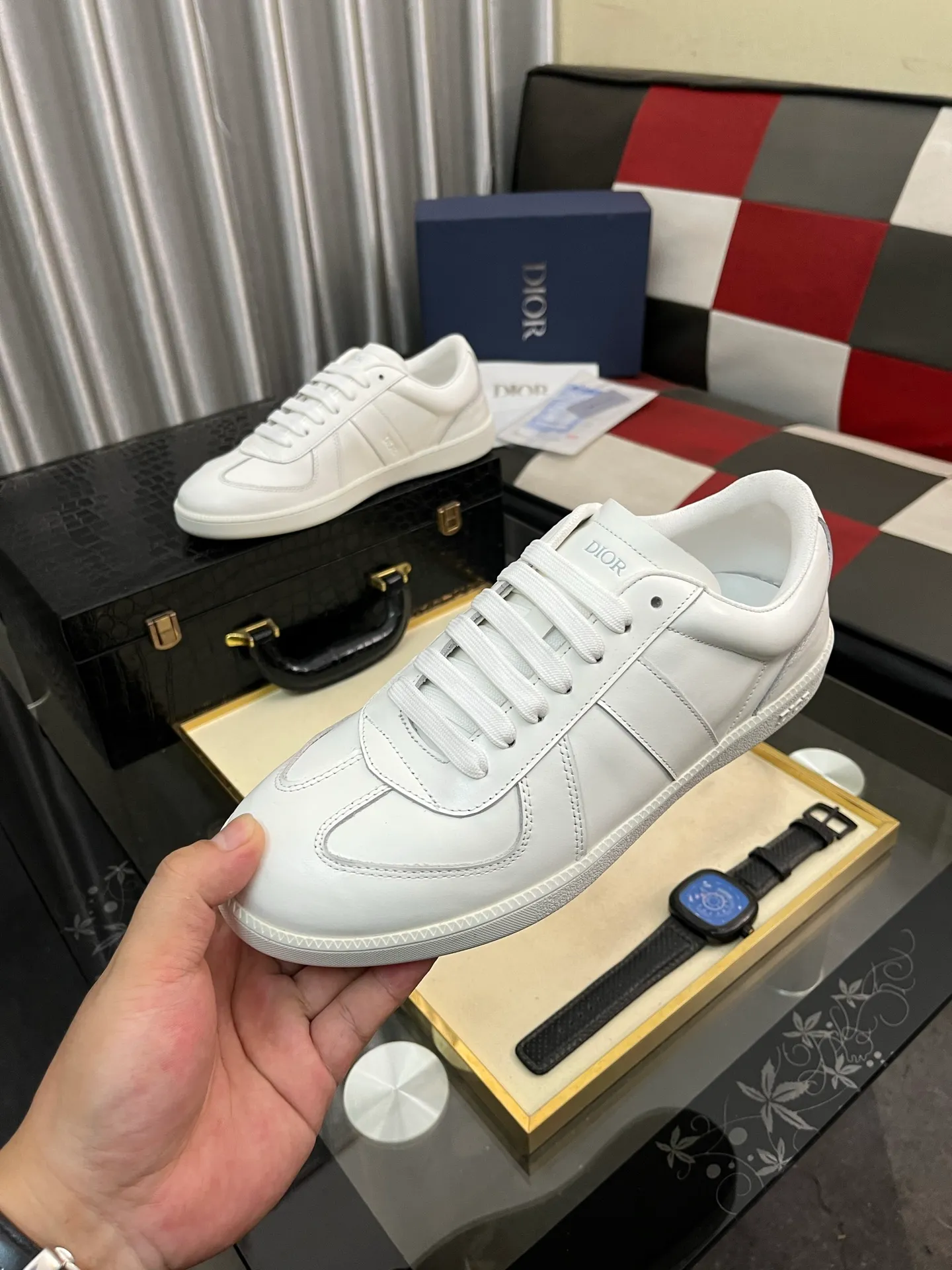 Men's shoes 💰400⌚️⌚️[Dior] Dior's new casual men's shoes are launched in Hong Kong counters. Official website 1:1 production. Original Italian materials. Designed by European and American masters. Perfect shape to create counter quality. Solid color rubber wear-resistant outsole and classic dazzling head! Super versatile and very comfortable. High-end without losing taste, fashionable and novel! ! Absolute focus! Code number: 38-444️⃣Colors available